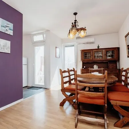 Apartment Big Near Center *
