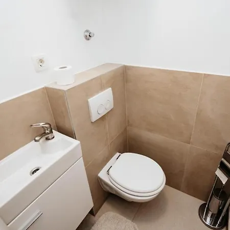 Apartman Big Near Center Zára