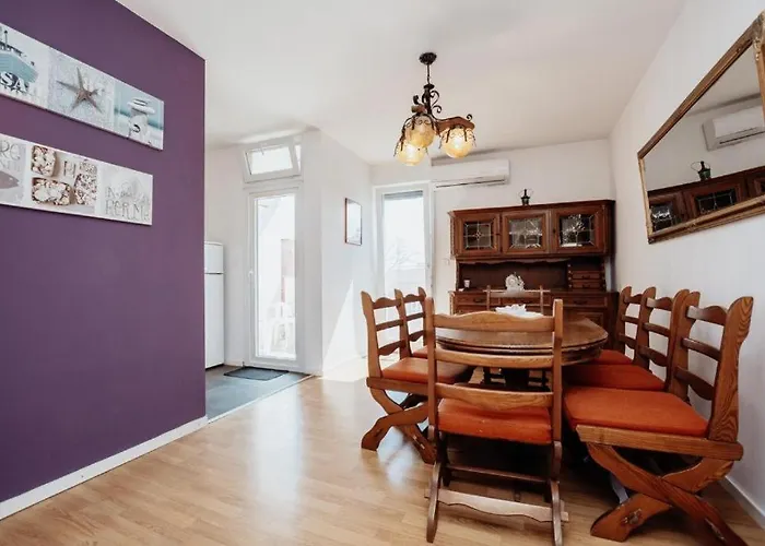 アパート Big Near Center *